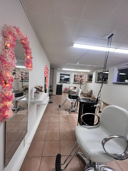 Zoefa Beauty Salon | Frisörsalong i Växjö