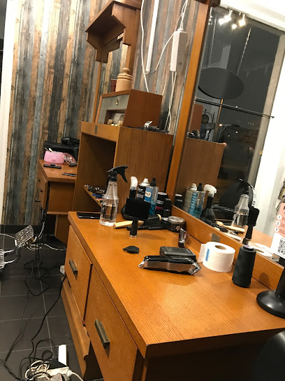 Hossam Salong | Barbersalong i Mölndal