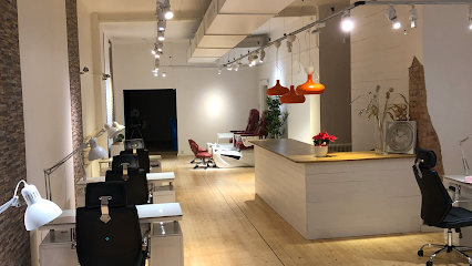 Red Nails | Manikyr och pedikyrsalong i Karlshamn