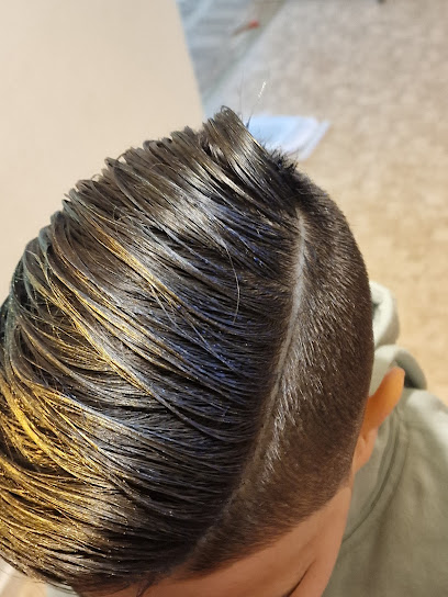 Salong Guld Saxen | Frisörsalong i Katrineholm