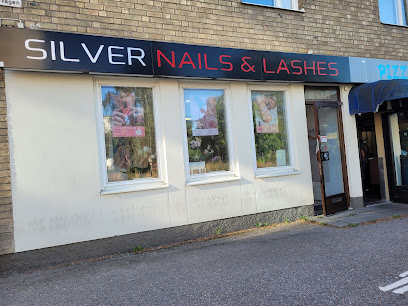 Silver Nails & Lashes Morby | Manikyr och pedikyrsalong i Danderyd