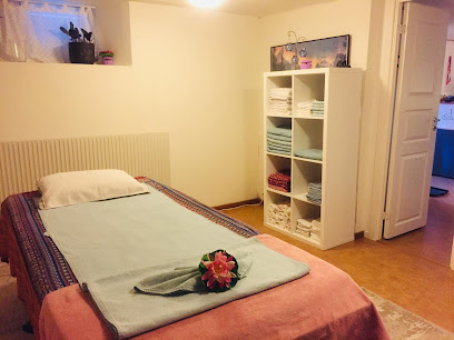 Bai Po Thaimassage | Massös i Huskvarna
