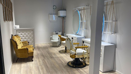 ROYAL FrisörEN & BarberSHOP | Barbersalong i Uddevalla