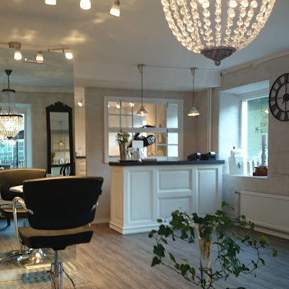 STYLE by MARIE | Frisörsalong i Eskilstuna