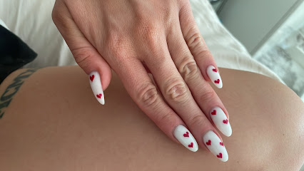 Victoria Nails | Manikyr och pedikyrsalong i Kista