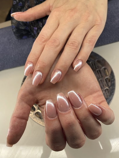 Ambience Beauty Salon | Manikyr och pedikyrsalong i Nacka Ambience Beauty Salon | Manikyr och pedikyrsalong i Nacka