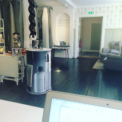 Paus by Linda | Skönhetscenter i Säter