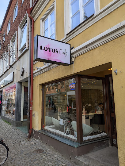 Lotus Nails | Manikyr och pedikyrsalong i Ystad