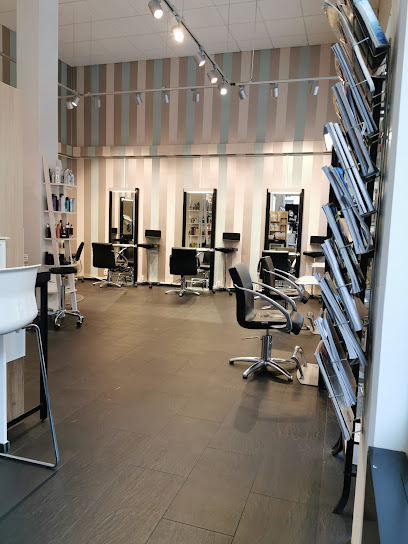Eriksson & Robach City | Frisörsalong i Malmö Eriksson & Robach City | Frisörsalong i Malmö