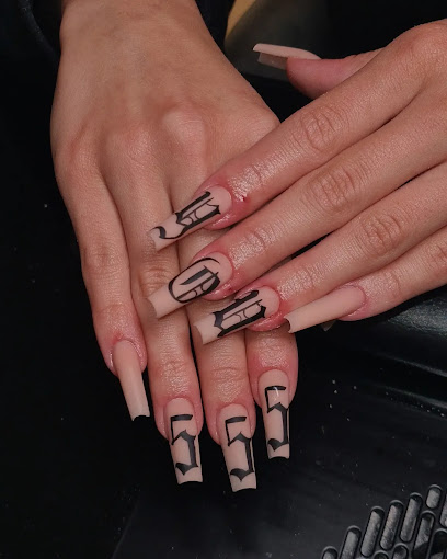 Frameyourhands | Manikyr och pedikyrsalong i Eskilstuna