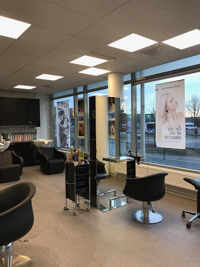 Harstudion Oster | Frisörsalong i Örebro Harstudion Oster | Frisörsalong i Örebro