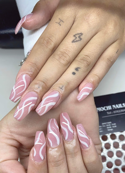 Queen Nails Plus | Manikyr och pedikyrsalong i Ängelholm
