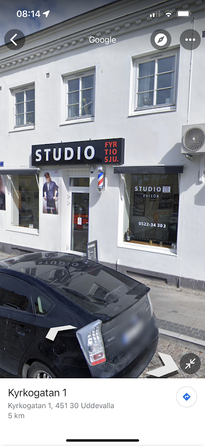 Studio Forty-seven Royal Square | Frisörsalong i Uddevalla Studio Forty-seven Royal Square | Frisörsalong i Uddevalla