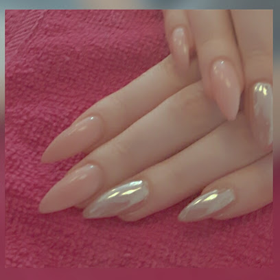 Julias Naglar | Manikyr och pedikyrsalong i Stockholm