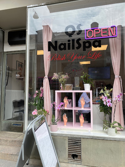 QS NailSpa | Manikyr och pedikyrsalong i Örebro QS NailSpa | Manikyr och pedikyrsalong i Örebro