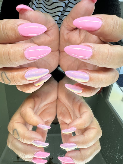 Nails by Koppelman | Manikyr och pedikyrsalong i Tyresö