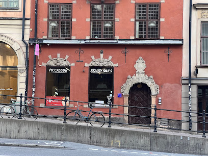 Piccassor Beauty Nails | Manikyr och pedikyrsalong i Stockholm