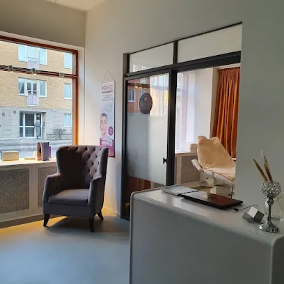 Estetik by Em | Skönhetscenter i Trelleborg