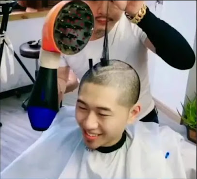 Musikugglan Barbershop | Frisörsalong i Karlskrona Musikugglan Barbershop | Frisörsalong i Karlskrona