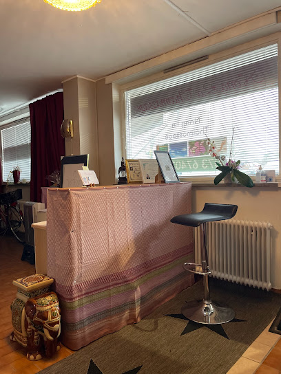 Nong La Thaimassage | Massös i Västerås Nong La Thaimassage | Massös i Västerås