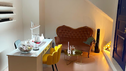 Nailce | Skönhetscenter i Stockholm