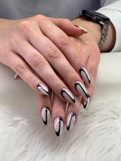 CDs Beauty Nails | Manikyr och pedikyrsalong i Jönköping
