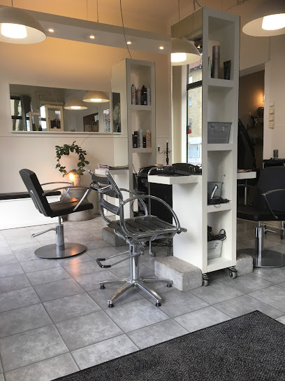 Madeleines NagelStudio | Manikyr och pedikyrsalong i Malmö