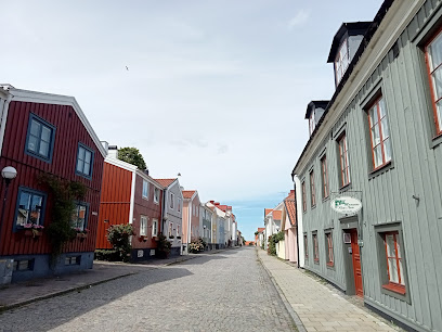 Manzars Klipp & Form | Frisörsalong i Västervik Manzars Klipp & Form | Frisörsalong i Västervik