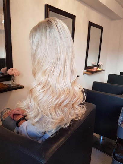 Hello Bombshell | Frisörsalong i Göteborg