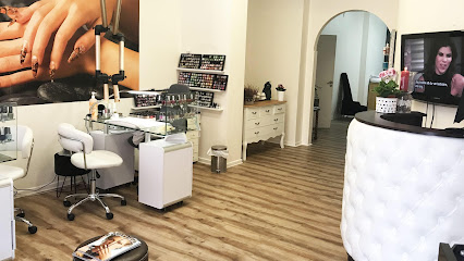 Nail Pro 7 | Manikyr och pedikyrsalong i Linköping