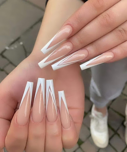 AJ NAILS BEAUTY | Manikyr och pedikyrsalong i Lilla Edet