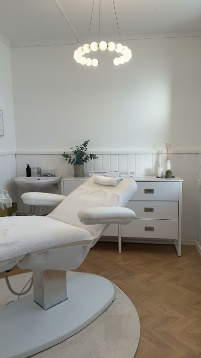 The Lovely Studio | Skönhetscenter i Falköping
