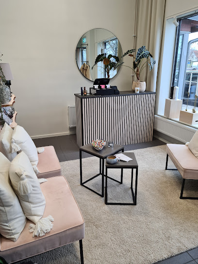 Örebro Kliniken | Skönhetscenter i Örebro Örebro Kliniken | Skönhetscenter i Örebro