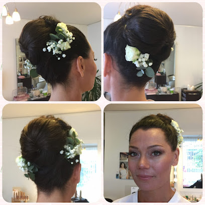 Salon Four | Frisörsalong i Bjärred Salon Four | Frisörsalong i Bjärred