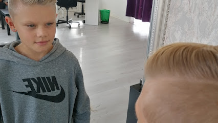 Salong Dias | Frisörsalong i Vänersborg Salong Dias | Frisörsalong i Vänersborg