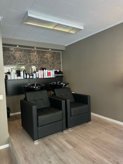 De Luxe | Skönhetscenter i Nyköping De Luxe | Skönhetscenter i Nyköping