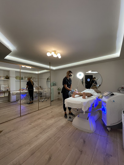 Luxense | Skönhetscenter i Sundbyberg Luxense | Skönhetscenter i Sundbyberg