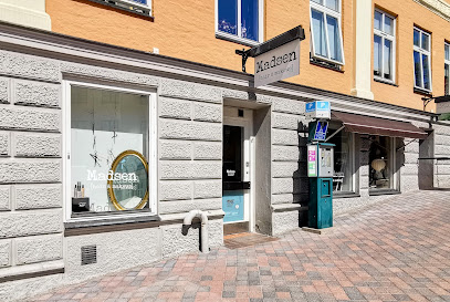Madsen Hair & Makeup | Frisörsalong i Helsingborg