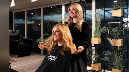 Nikita Hair | Frisörsalong i Örebro Nikita Hair | Frisörsalong i Örebro