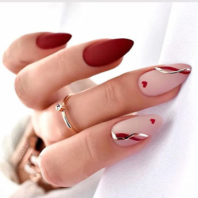 Family Nails | Manikyr och pedikyrsalong i Örebro