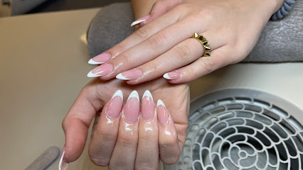 Mw Nails & Beauty Barkaby | Manikyr och pedikyrsalong i Järfälla Mw Nails & Beauty Barkaby | Manikyr och pedikyrsalong i Järfälla