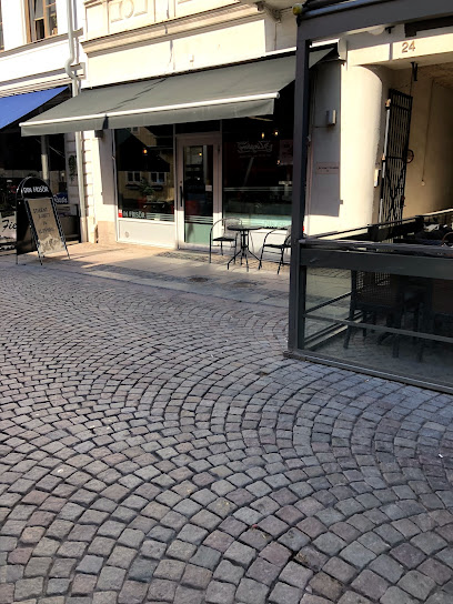 Din Frisör Larmgatan | Frisörsalong i Kalmar