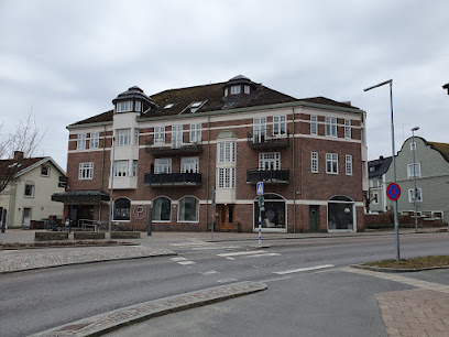 NEW PETERSSON & TOTH | Frisörsalong i Värnamo