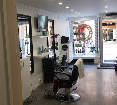 Sam Salong | Barbersalong i Härnösand Sam Salong | Barbersalong i Härnösand