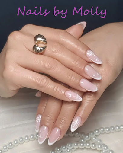 Nails by Molly | Manikyr och pedikyrsalong i Stockholm