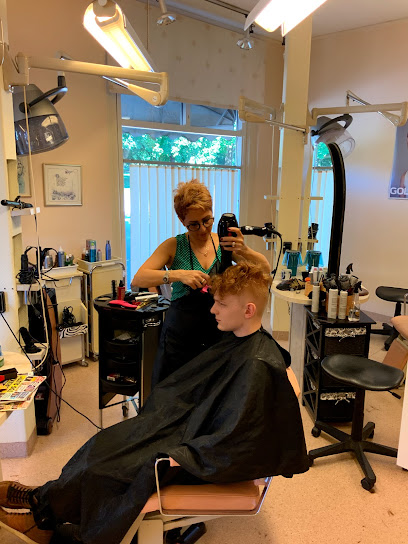 Salong De MA | Frisörsalong i Falköping