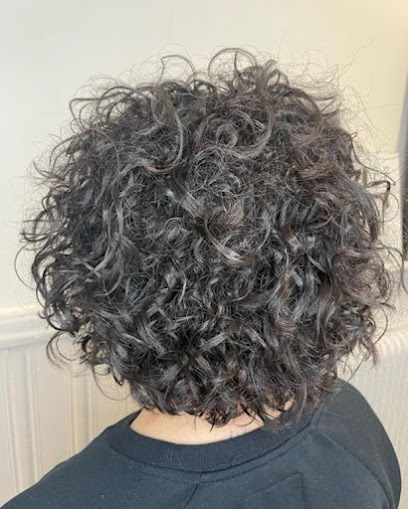 Minoo | Frisörsalong i Norrköping