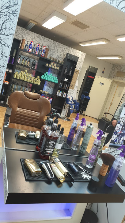 New Look Salong | Frisörsalong i Nättraby New Look Salong | Frisörsalong i Nättraby