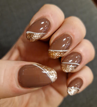 Rosa Nails | Manikyr och pedikyrsalong i Nybro