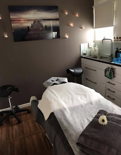 Caleum Wellness | Skönhetscenter i Vendelsö Caleum Wellness | Skönhetscenter i Vendelsö